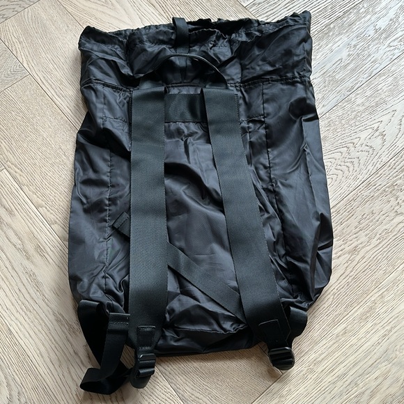 Aritzia Main Character The Packable Backpack - Picture 4 of 4